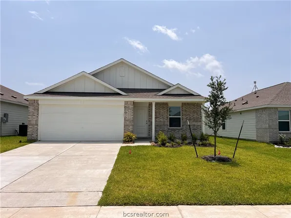 5433 Bear Run, Bryan, TX 77807