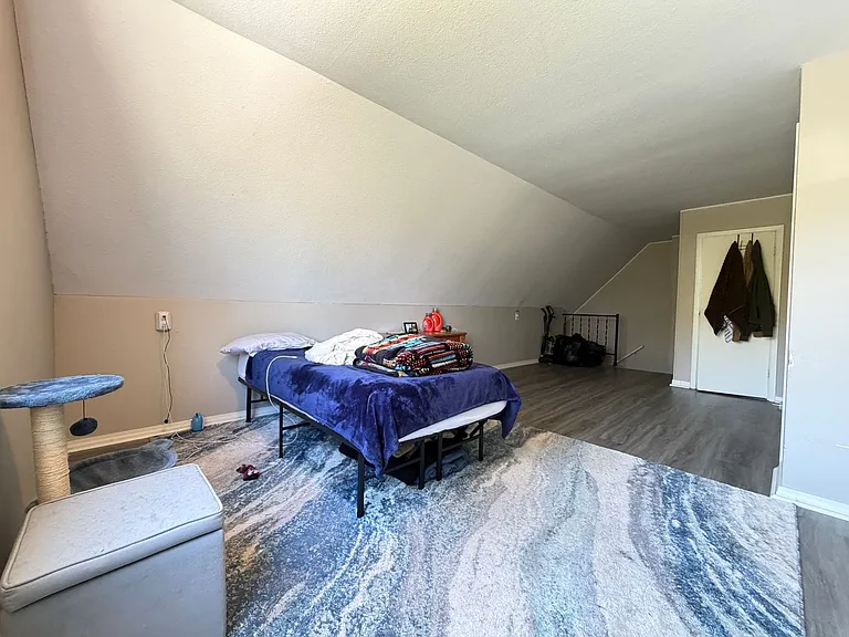 1701 Baxter Ave — Photo 20