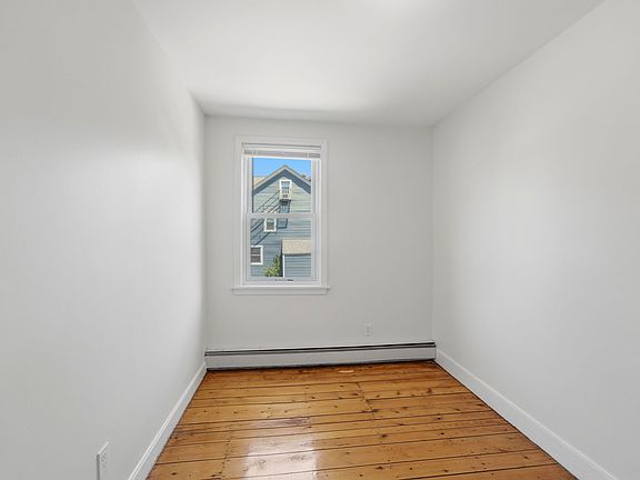 4th image of 64 Preston St APT 4
