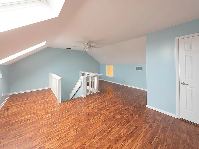 7 Ingham Way — Photo 16