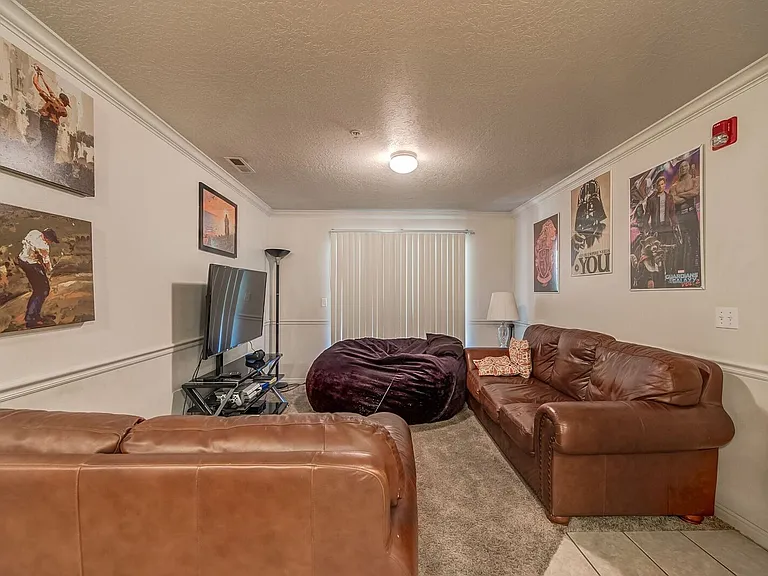 539 N University Ave #106 — Photo 3