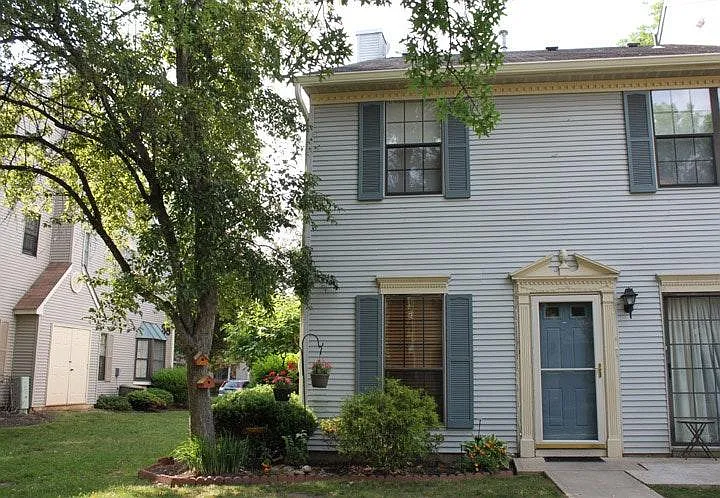 Building Photo - Drewes Ct