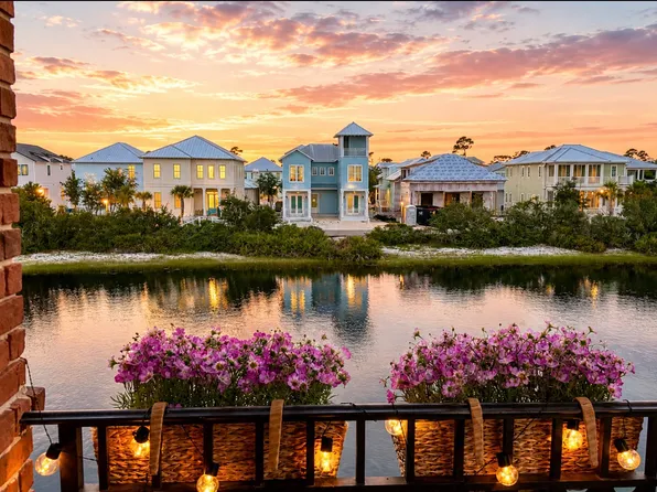 16 Market St #A, Orange Beach, AL 36561