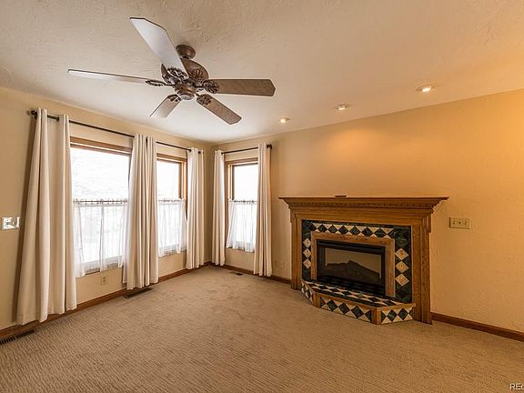 5th image of 148 Elcho Ave Unit 10