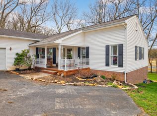 2073 Crystal Springs Rd, Danville, KY 40422