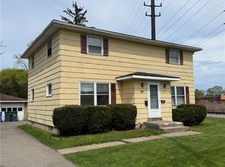 122-124 McCall Rd, Rochester, NY 14616