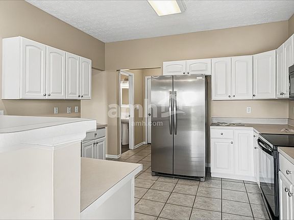 3rd image of 1095 Mastell Dr
