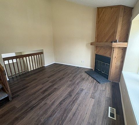2nd image of 6710 Mountain Top Ln