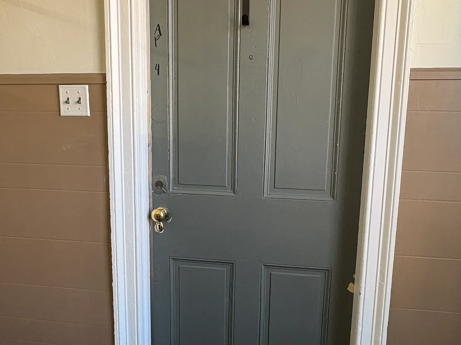 1 bed, 1200 sqft, $1,200 — Photo 3