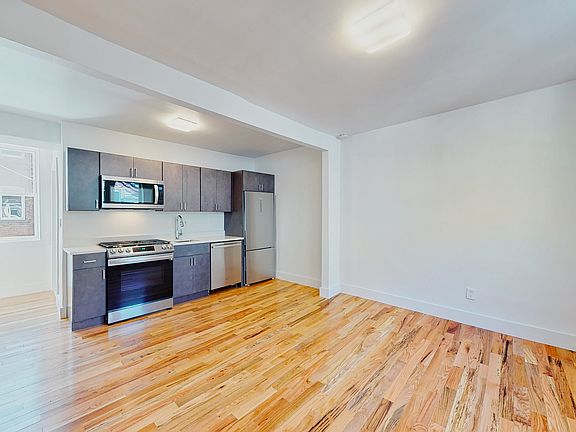 5th image of 12 Rock St #2