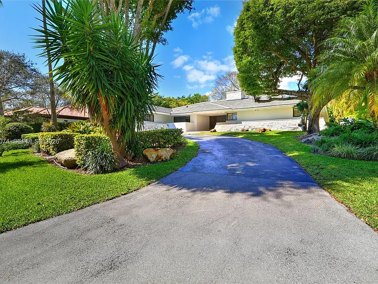 7322 Vistalmar St — Photo 2