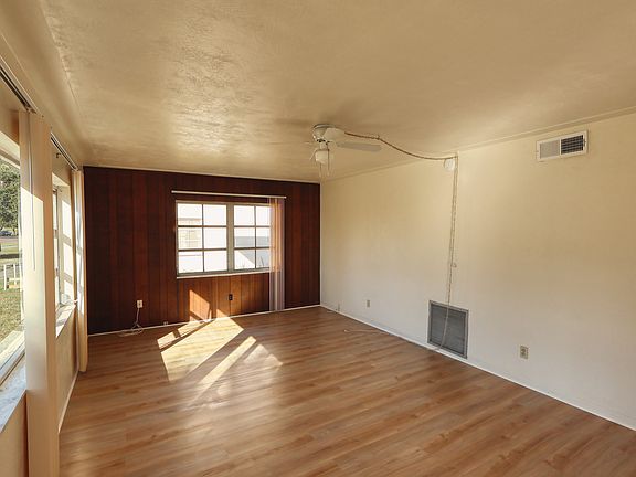 5th image of 3640 Dr Martin Luther King Jr St S APT A