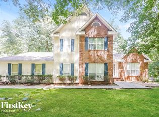 42 Treetop Ln, Newnan, GA 30265