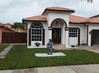 15018 NW 87th Pl, Miami Lakes, FL 33018