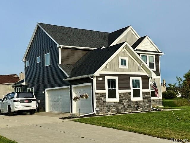 7048 Wildflower Ct, photo 2