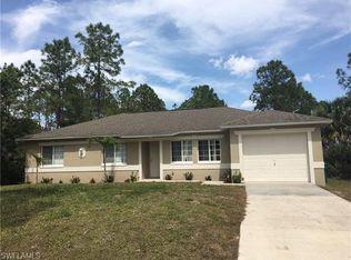 2435 31st Ave NE, Naples, FL 34120
