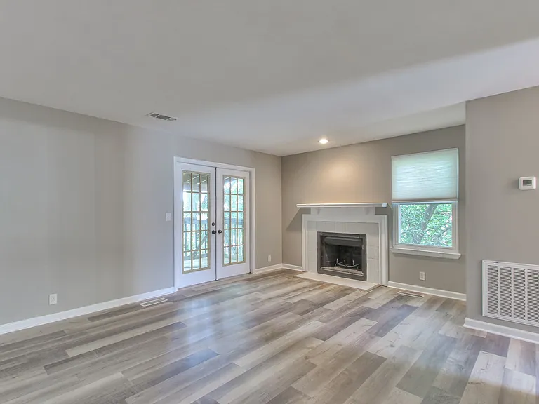 2344 Tally Green Ct — Photo 15
