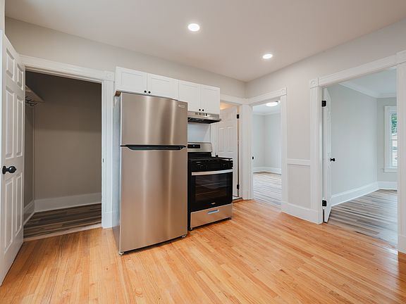 2nd image of 63 Park Ave APT 1