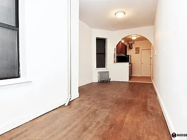 133 East 97th Street image 1 of 7