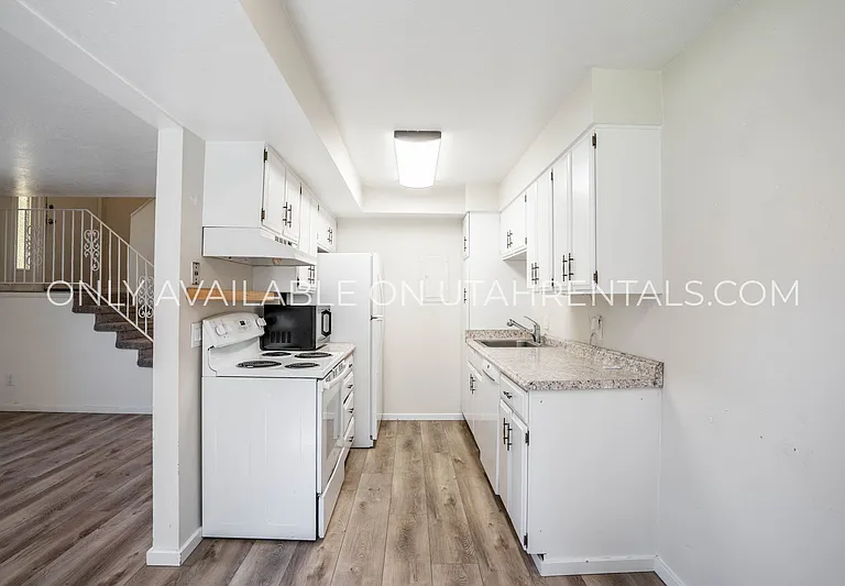 32 E 925 N — Photo 10