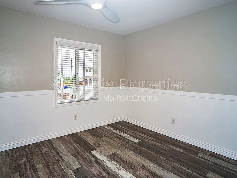 2127 Burgener Blvd — Photo 20
