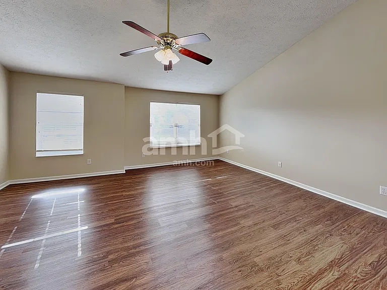 1773 Salina Dr — Photo 10