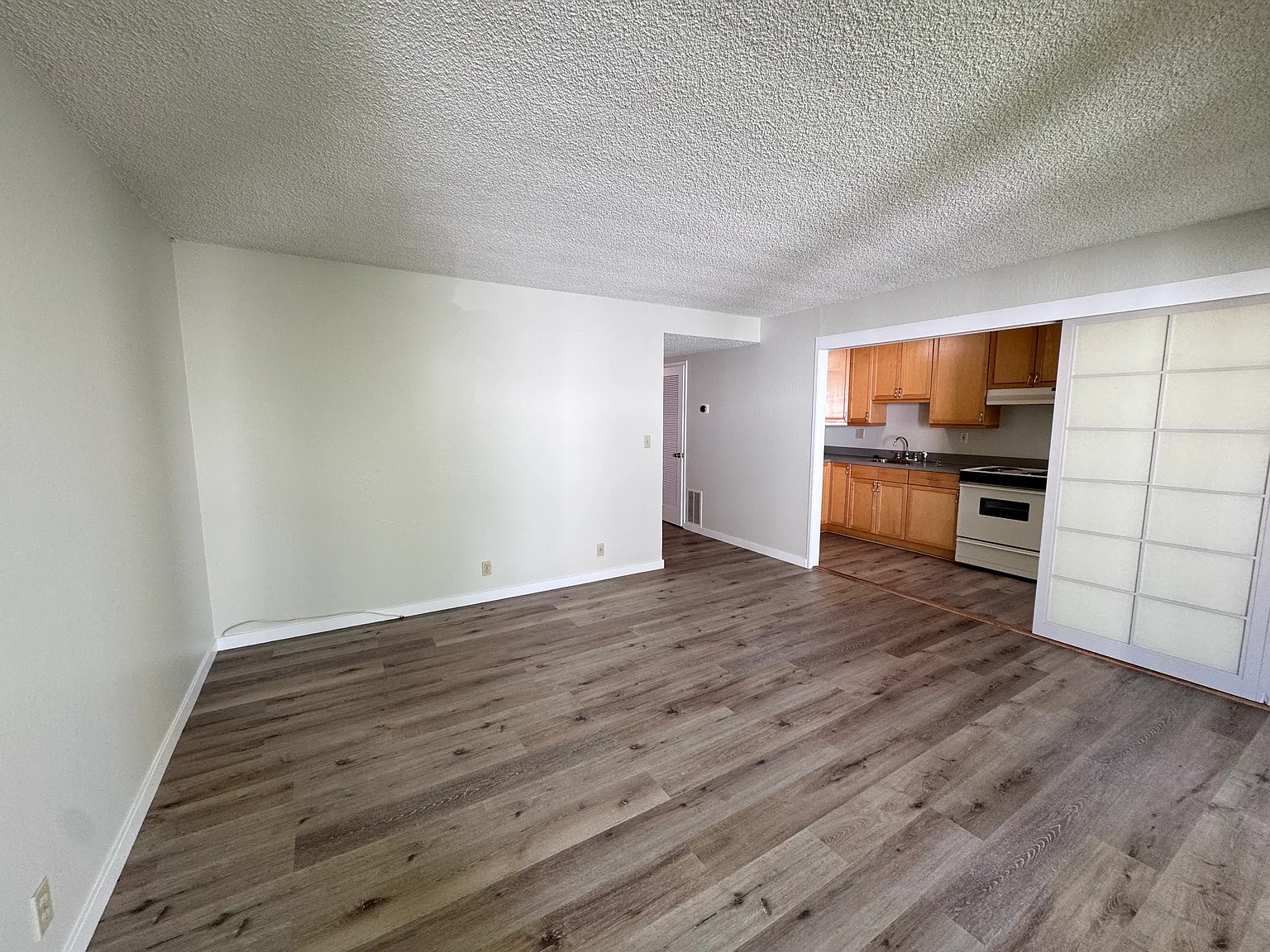 118 Ross St — Photo 4