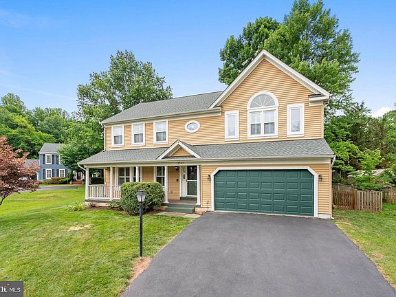 2nd image of 3507 Stringfellow Ct