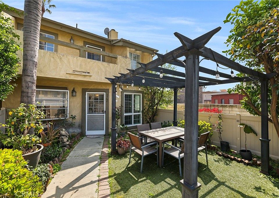 1st image of 181 W La Verne Ave APT 17