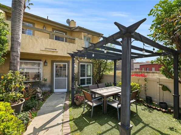 181 W La Verne Ave APT 17, Pomona, CA 91767