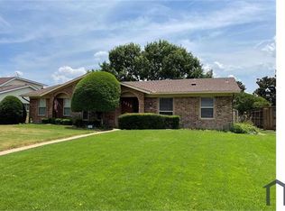 1320 Dunbarton Dr, Richardson, TX 75081