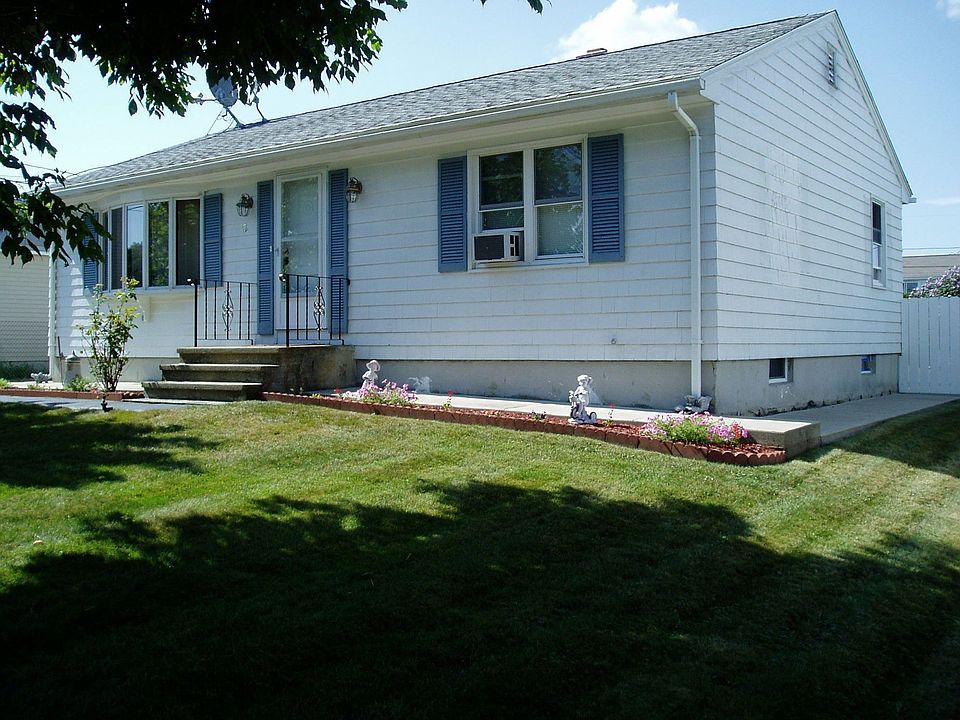 1st image of 12 Julien Ave