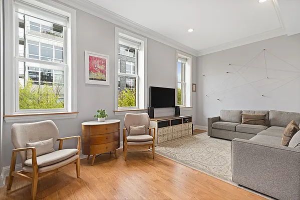 Rented by Compass | media 11