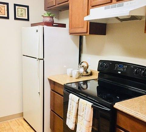 2nd image of 6105 N 16th St APT N106