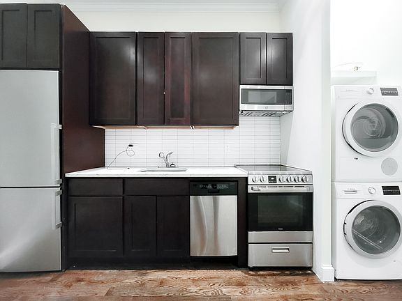 2nd image of 1379 Lexington Ave APT 1A