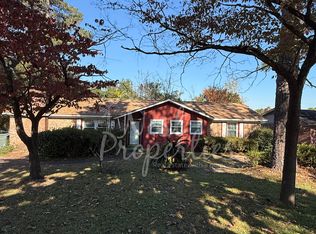 3901 Pine Cone Dr, Columbia, SC 29204