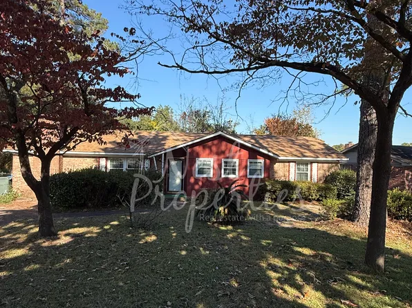 3901 Pine Cone Dr, Columbia, SC 29204