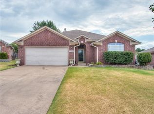 2704 NW 163rd St, Edmond, OK 73013