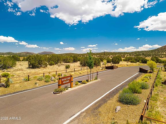 5th image of 6298 MEADOWS Lane