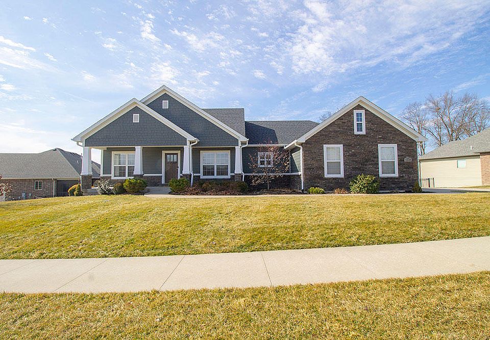 1st image of 807 Cutters Corner Ln #L