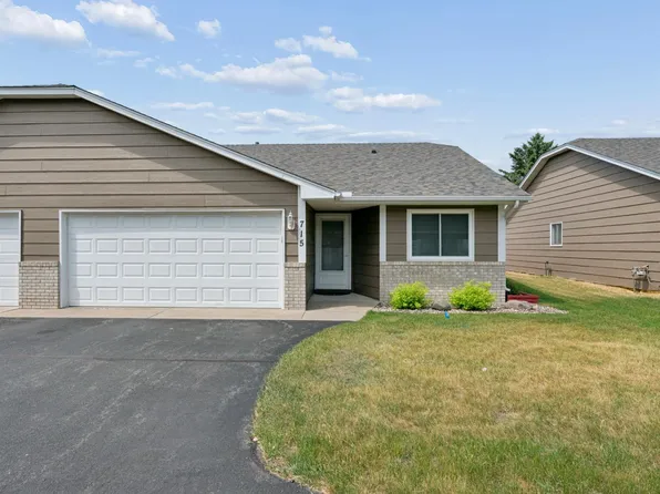 715 Auburn Pl NW, Elk River, MN 55330