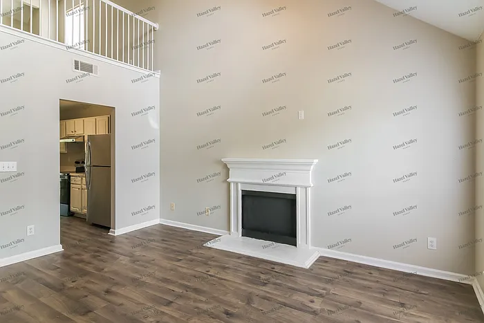 3 bed, 2.5 bath, 1394 sqft, $1,895 — Photo 4