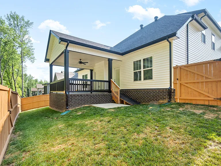 1022 Brightwood Ct — Photo 26