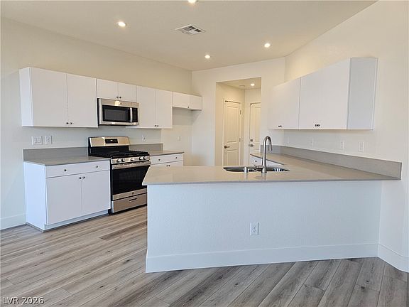 3rd image of 2467 Tom Collins Dr