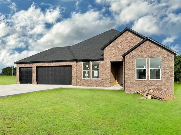 3108 Hattie Ln, Springdale, AR 72764