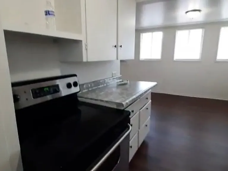 180 N Jones St #5 — Photo 3