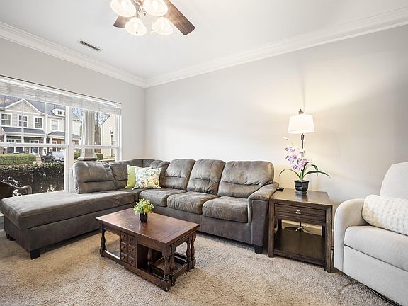 5th image of 8823 Orchard Grove Way