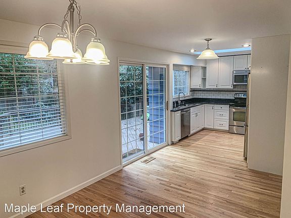 3rd image of 13787 NE 78th Pl