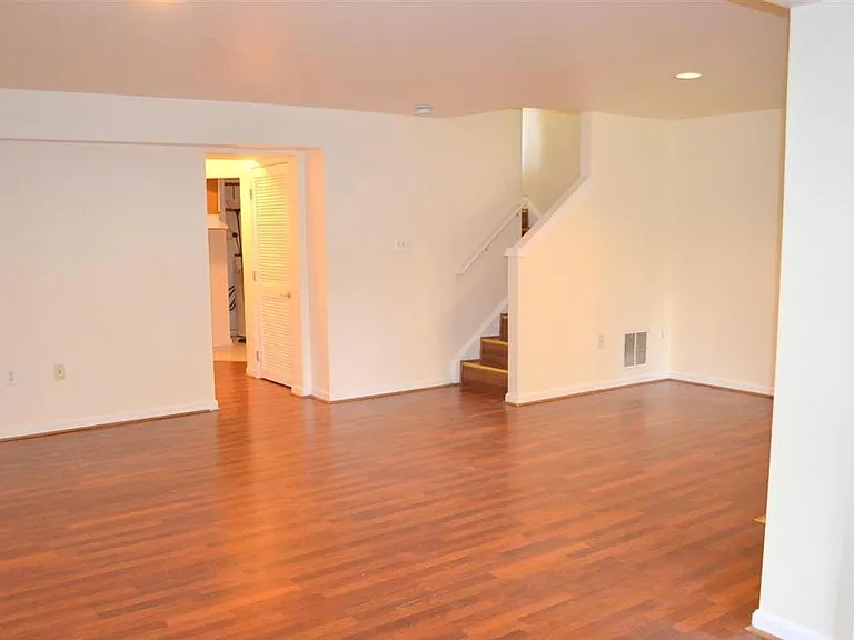 6863 Drifton Ct — Photo 20
