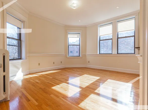 1337 Commonwealth Ave, Allston, MA